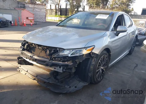 2018 Toyota Camry Se из США, поврежденный, VIN 4T1B11HK1JU073806